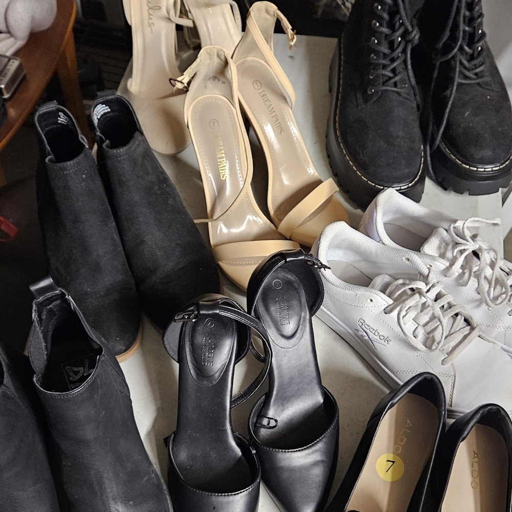 8pairs Of Ladies Shoes Size   7 NEW